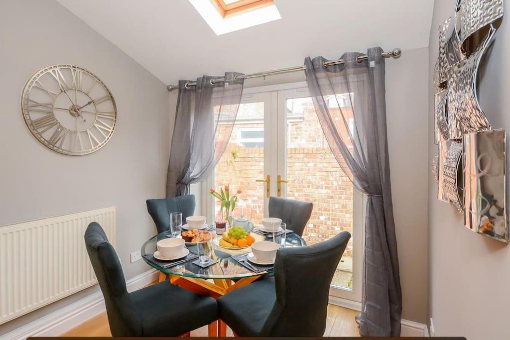 New - Prospect Lodge , City Centre Terraced House York Bagian luar foto